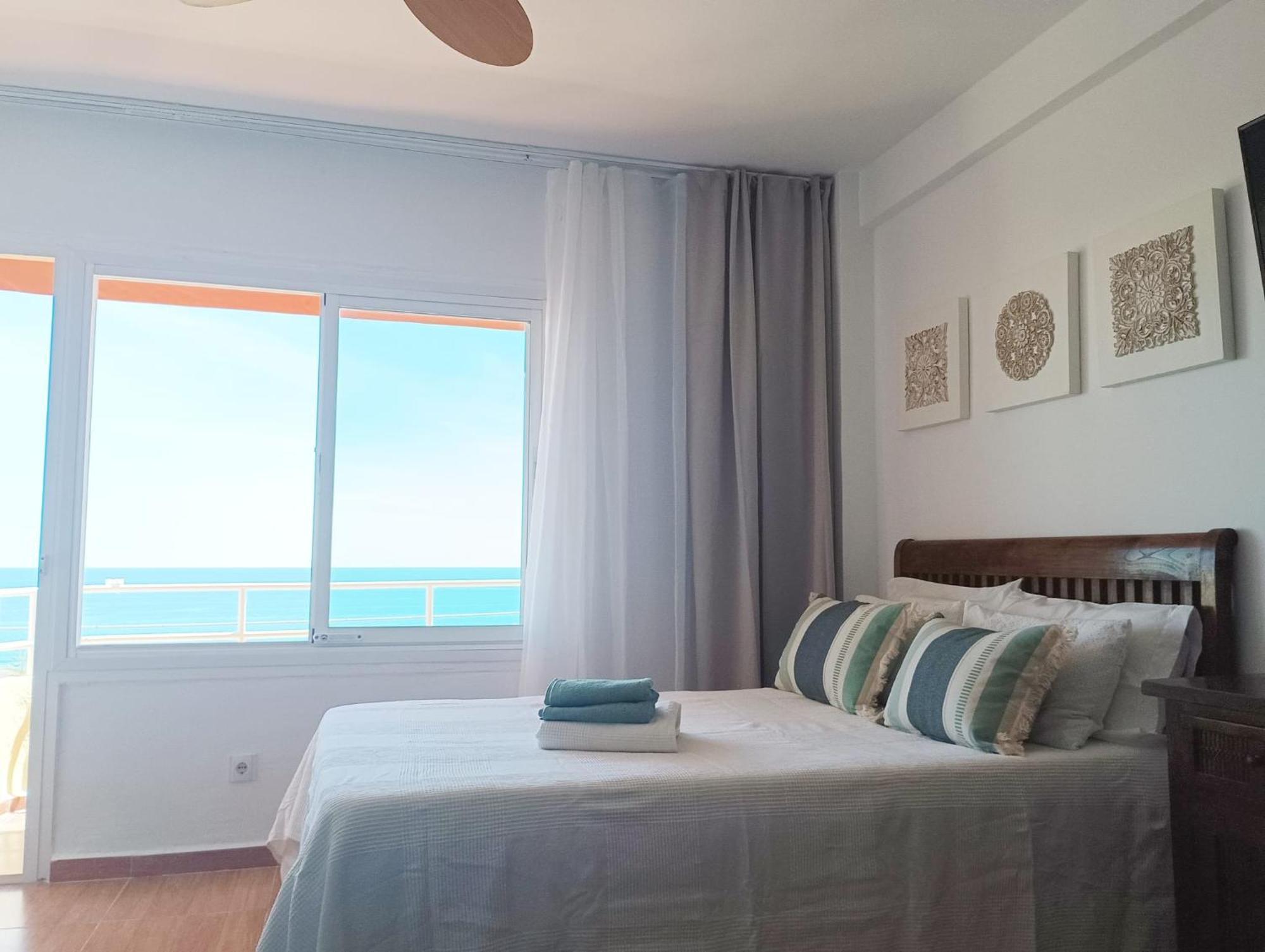Club Bellavista - Apartamento Con Vistas Al Mar Торемолинос Екстериор снимка