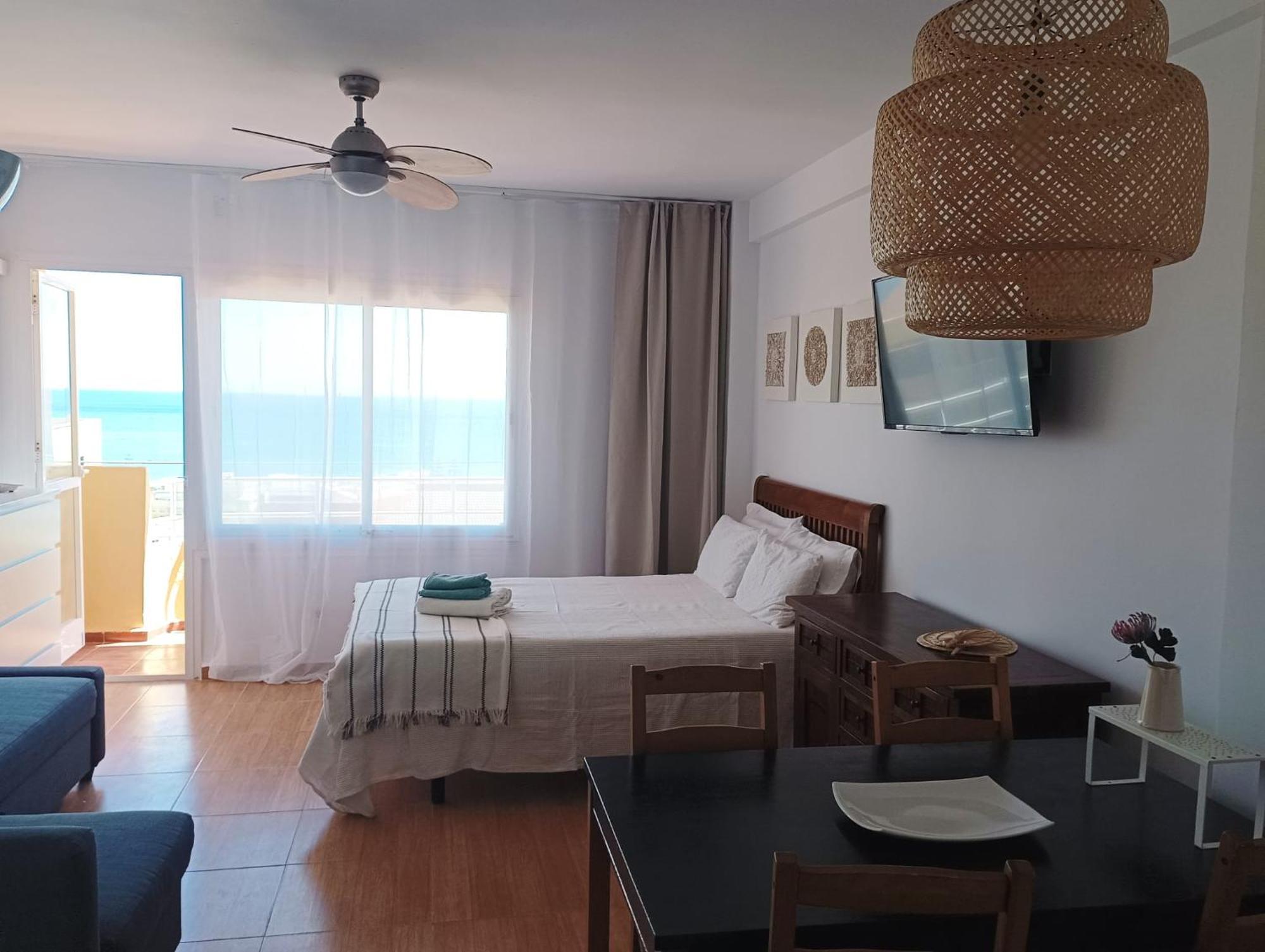 Club Bellavista - Apartamento Con Vistas Al Mar Торемолинос Екстериор снимка